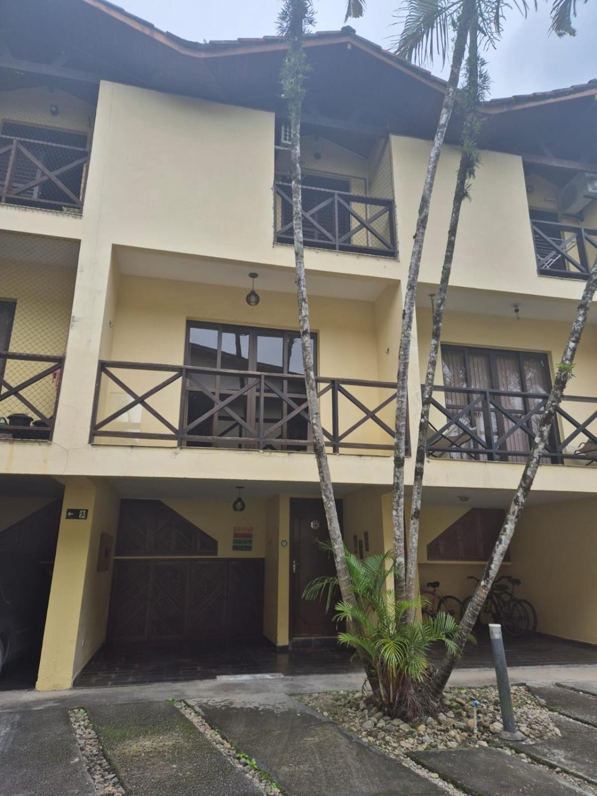Casa 7 Em Ubatuba No Centro Condominio Com Piscina E Churrasqueira 외부 사진